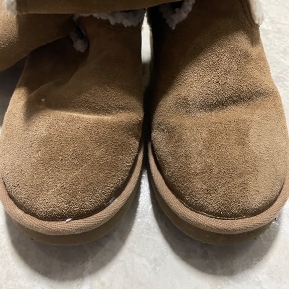 American Eagle warm boots - Picture 3 of 3